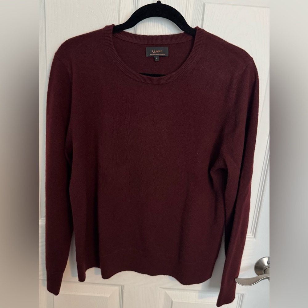Quince Women's Deep Red Cashmere Sweater